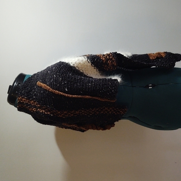 Quirky Uneven Stripes Black, White and Brown Scarf with Mismatched Buttons - Picture 7 of 9